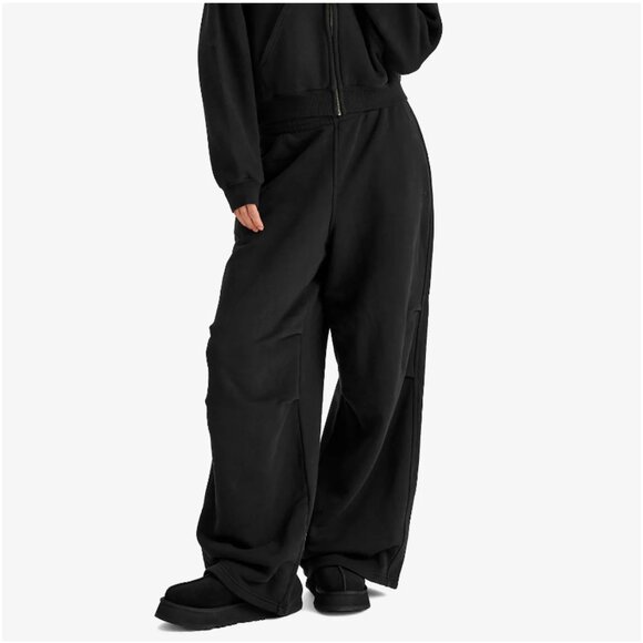 SKIMS Boxer Sweatpants - Picture 3 of 3